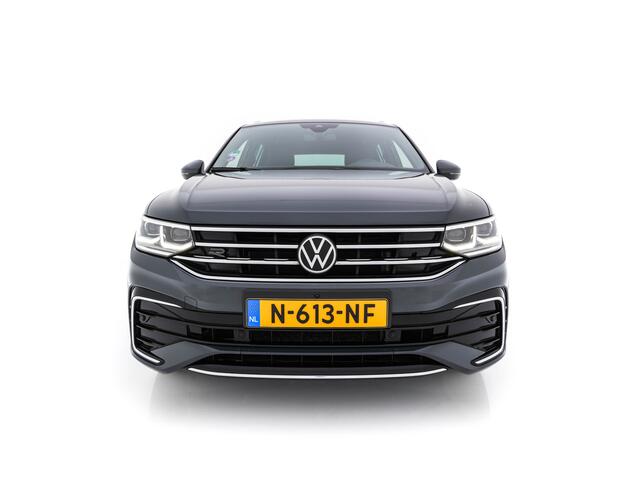 Volkswagen TIGUAN 1.4 TSI R-Line Business+ (Plug-in) (INCL-BTW) Aut. *PANO | FULL-LED | ADAPTIVE-CRUISE | DIGI-COCKPIT | HEATED-COMFORTSEATS | NAV-FULLMAP | DAB+ | TOWBAR | PRIVACY-GLASS | ECC | PDC | 19''ALU