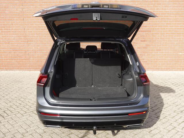 Volkswagen TIGUAN Allspace 1.5 TSI DSG R-Line 7p. | Navigatie | Climate Control | Lichtmetalen velgen | DAB | Led | Stoelverwarming