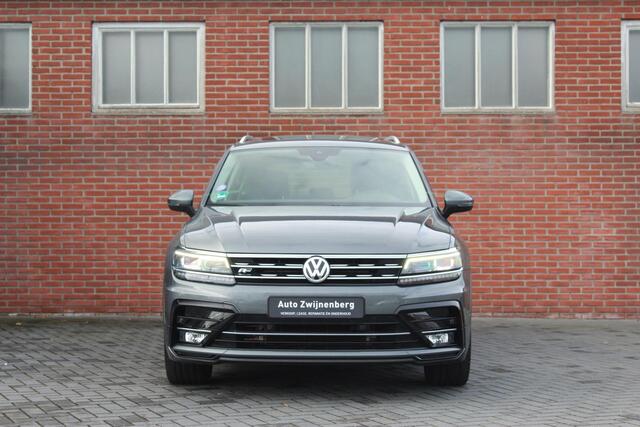 Volkswagen TIGUAN 1.5 TSI ACT Highline Business R | Pano | Trekhaak | Automaat |