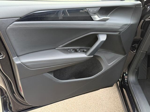 Volkswagen TIGUAN 1.5 eTSI Life | Trekhaak | Camera | Trekhaak | Dode hoek | Rijklaar incl. garantie