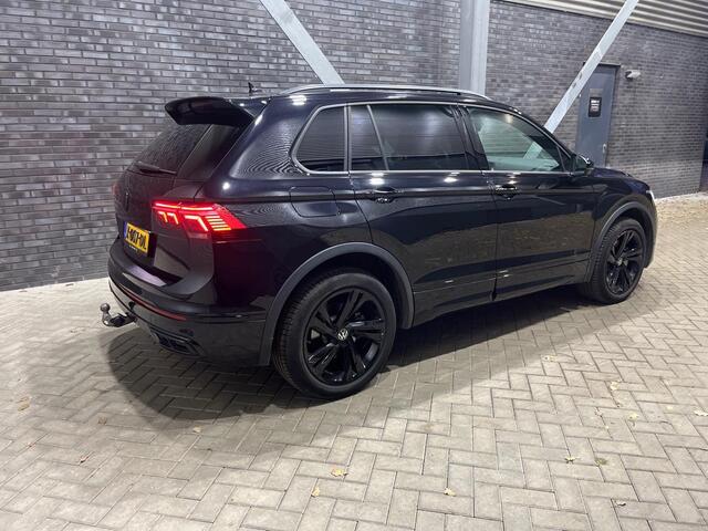 Volkswagen TIGUAN 1.4 TSI eHybrid R-Line Business | Panoramadak | Trekhaak | 360 Camera | ACC | Stoelverwarming
