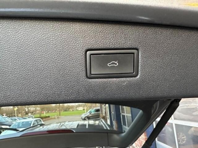 Volkswagen TIGUAN 1.5 TSI COMFORT BNS. TREKHAAK. ALL.IN.