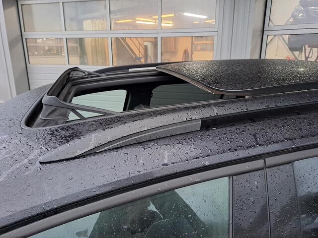 Volkswagen TIGUAN 1.4 TSI eHybrid R-Line, Blackstyle, Volleder, Panoramadak, Zeer mooie uitvoering!