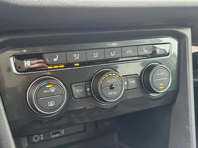 Volkswagen TIGUAN Allspace 2.0 TSI 220PK, 4Motion, R-line, 7-Persoons, Trekhaak, Virtual Cockpit, Massage,