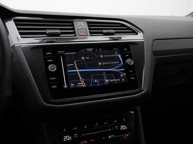 Volkswagen TIGUAN 1.4 TSI eHybrid 245 pk DSG R-Line Business | Panoramadak | Adaptief onderstel | 360 camera | Head-up display | IQ Light