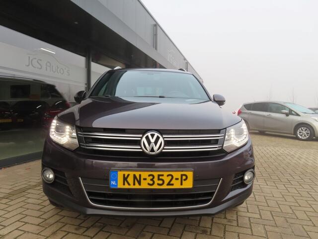 Volkswagen TIGUAN 1.4 TSI R-LINE Edition DSG Navi Leder Pano Trekhaak 2016