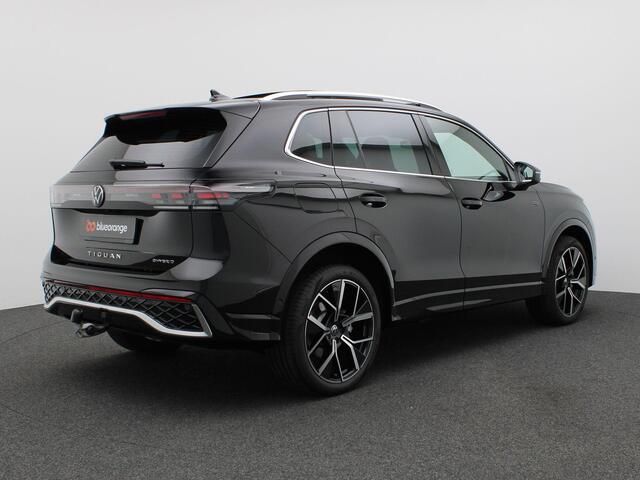 Volkswagen TIGUAN 1.5 eHybrid R-Line Edition Pano-Schuifdak, Leder, Memorystoel, 20" LM Velgen, Trekhaak, Matrix LED-Verlichting, Navi, Side Assist, Elektr. Achterklep