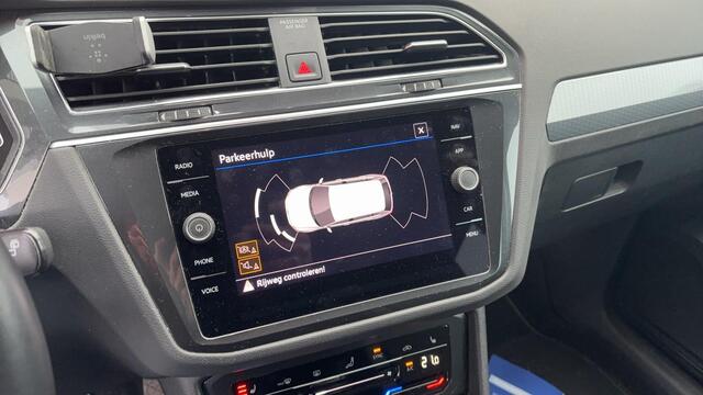 Volkswagen TIGUAN 1.5 TSI Life Business KEYLESS / FULL LED / STOELVERW / STUURVERW / NAVI / CARPLAY / CLIMA / PDC / NL-AUTO