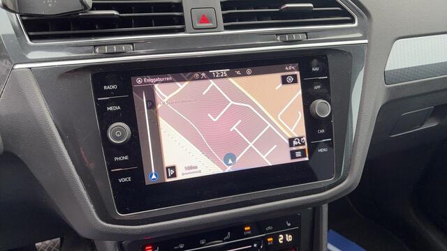 Volkswagen TIGUAN 1.5 TSI Life Business KEYLESS / FULL LED / STOELVERW / STUURVERW / NAVI / CARPLAY / CLIMA / PDC / NL-AUTO