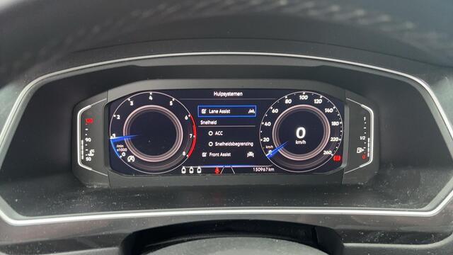 Volkswagen TIGUAN 1.5 TSI Life Business KEYLESS / FULL LED / STOELVERW / STUURVERW / NAVI / CARPLAY / CLIMA / PDC / NL-AUTO