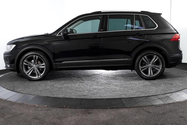 Volkswagen TIGUAN 1.4 TSI ACT 150 PK Comfortline Business - Automaat | Adapt. Cruise | Stoelverw. | PDC | Camera | NAV + App. Connect | ECC | Elek. Klep | Elek. Trekhaak | LM 19" |