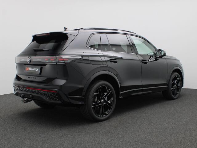 Volkswagen TIGUAN 1.5 eHybrid R-Line Edition 272PK DSG Pano-Schuifdak, 20" LM Velgen, Trekhaak, Black Style, Navi via Apple Carplay/Android Auto, Keyless, Side Assist, Achteruitrijcamera