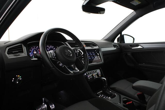 Volkswagen TIGUAN 1.5 TSI ACT R-Line Black Style 360° camera / Black Style pakket / Trekhaak wegklapbaar / all season banden