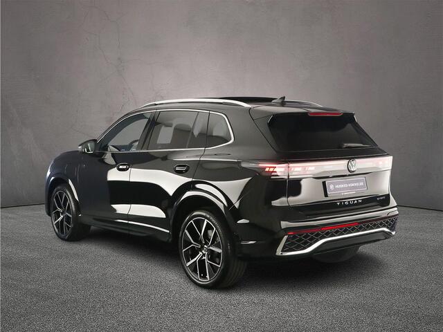 Volkswagen TIGUAN R-Line Edition 1.5 TSI eHybrid 272pk DSG Automaat Trekhaak, Panoramadak, Navigatie, Adaptive cruise control, Achteruitrijcamera, Elektrische achterklep