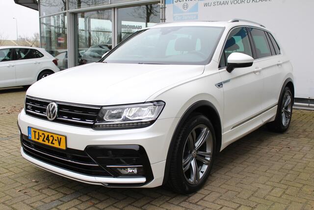 Volkswagen TIGUAN 1.4 TSI Highline Business R-Line | Incl. 12 maanden Garantie | Panorama dak | Stoelverwarming | Achteruitrijcamera | Elektrische kofferbakklep | Adaptive cruise controle | DAB | Apple CarPlay/Android Auto | Virtual cockpit | Climate controle | Navigatie |