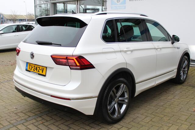 Volkswagen TIGUAN 1.4 TSI Highline Business R-Line | Incl. 12 maanden Garantie | Panorama dak | Stoelverwarming | Achteruitrijcamera | Elektrische kofferbakklep | Adaptive cruise controle | DAB | Apple CarPlay/Android Auto | Virtual cockpit | Climate controle | Navigatie |