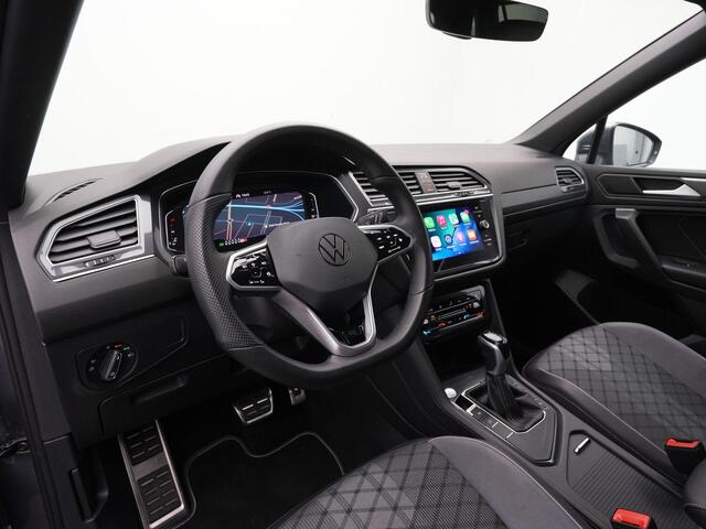 Volkswagen TIGUAN Allspace 7 pers. 1.5 TSI R-Line Business | Panoramadak | Trekhaak | IQ Light | Stuur-/stoelverwarming | Achteruitrijcamera