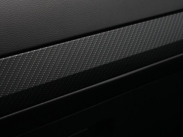 Volkswagen TIGUAN Allspace 7 pers. 1.5 TSI R-Line Business | Panoramadak | Trekhaak | IQ Light | Stuur-/stoelverwarming | Achteruitrijcamera