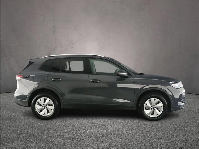 Volkswagen TIGUAN Life Edition 1.5 TSI eHybrid 204pk DSG Automaat Trekhaak, Adaptive cruise control, Achteruitrijcamera, LED koplampen, Parkeersensoren, Elektrische achterklep