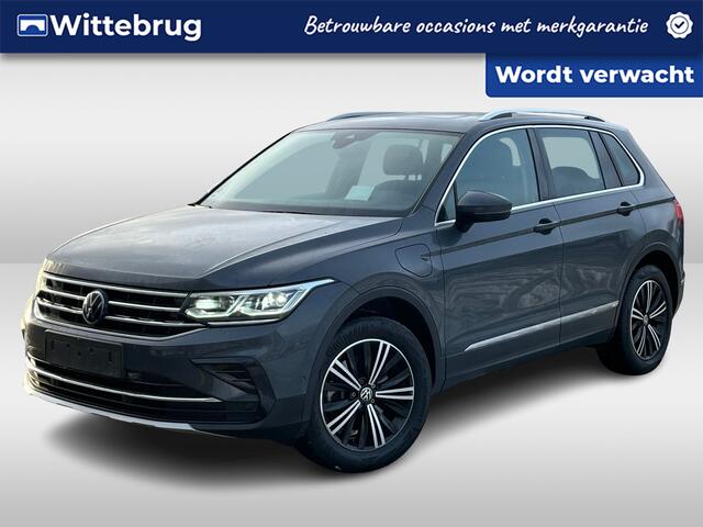 Volkswagen TIGUAN 1.4 TSI 245pk DSG eHybrid Elegance / Panorama dak / Zwenkbare trekhaak / Head-Up Display / 360 Camera / Elek Achterklep / IQ Led / Virtual cockpit