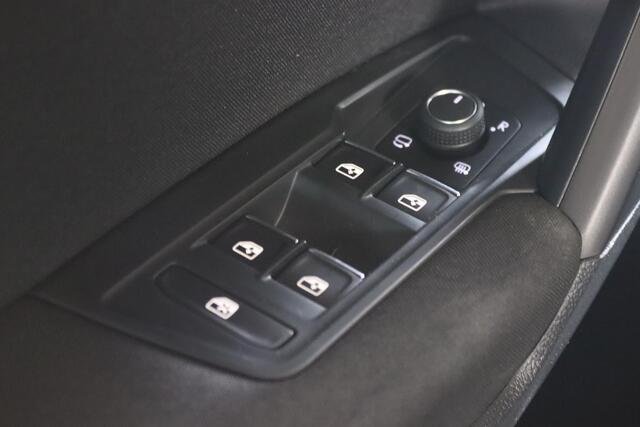 Volkswagen TIGUAN Allspace 1.5 TSI Life 7-Persoons Trekhaak, Virtual Cockpit, Apple CarPlay/Android Auto