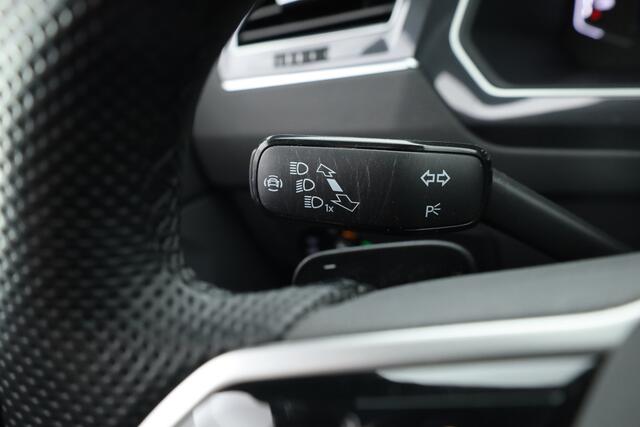 Volkswagen TIGUAN 1.4 TSI eHybrid R-Line Business+ | Pano | Dig. Cockpit | Camera+PDC | Stoel- Stuurverw. | Adapt. Cruise | Nav+App.Connect | Elek. klep | IQ.Light V