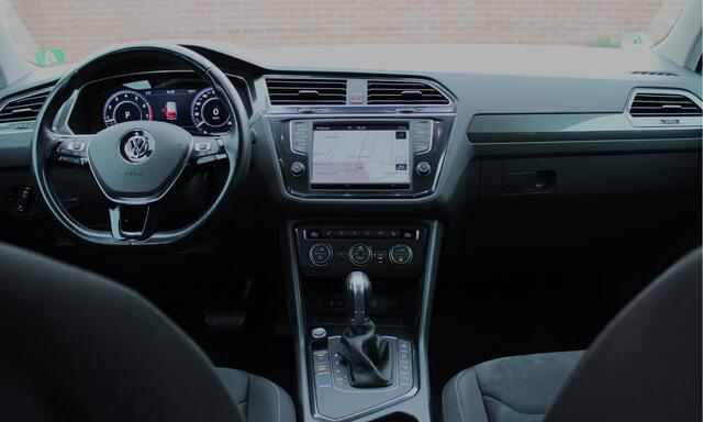 Volkswagen TIGUAN 1.4 TSI ACT Highline R-line - Navi / Cruise / Automaat / Stoelverw. / Uitkl. Trekhaak!