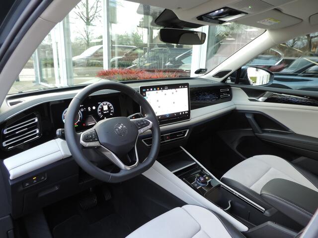 Volkswagen TIGUAN 1.5 eTSI 150pk DSG Elegance - HUD | Elektr. klep | IQ.Drive | Standverw. | 360° camera | Massage