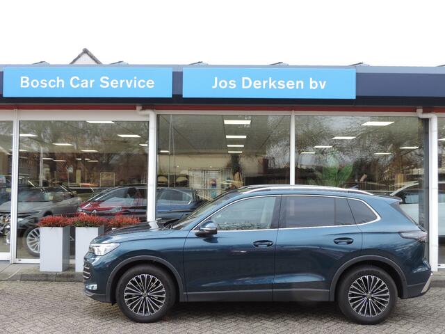 Volkswagen TIGUAN 1.5 eTSI 150pk DSG Elegance - HUD | Elektr. klep | IQ.Drive | Standverw. | 360° camera | Massage