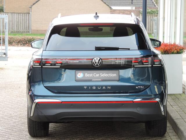 Volkswagen TIGUAN 1.5 eTSI 150pk DSG Elegance - HUD | Elektr. klep | IQ.Drive | Standverw. | 360° camera | Massage
