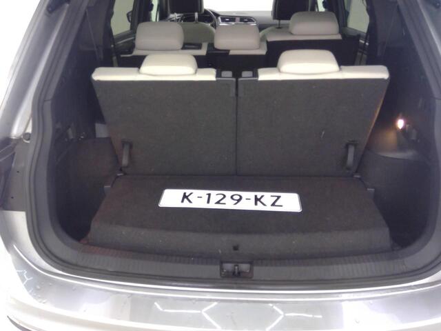 Volkswagen TIGUAN Allspace 1.5 TSI Highline Business R Line 7persoons. R line | Panoramadak.