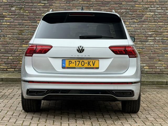 Volkswagen TIGUAN 1.5 TSI DSG 2x R-LINE Trekhaak Black Style