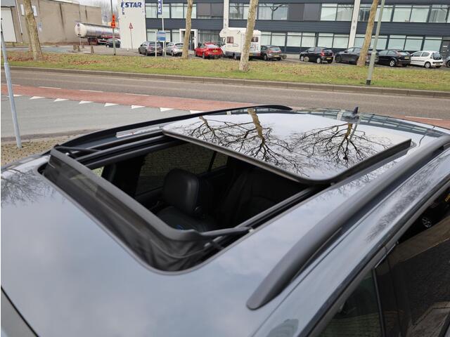 Volkswagen TIGUAN R Akrapovic | Panodak | Vol Leer | Harman/Kardon | 360° | Keyless | Memory | IQ Light Matrix | 21"Inch |