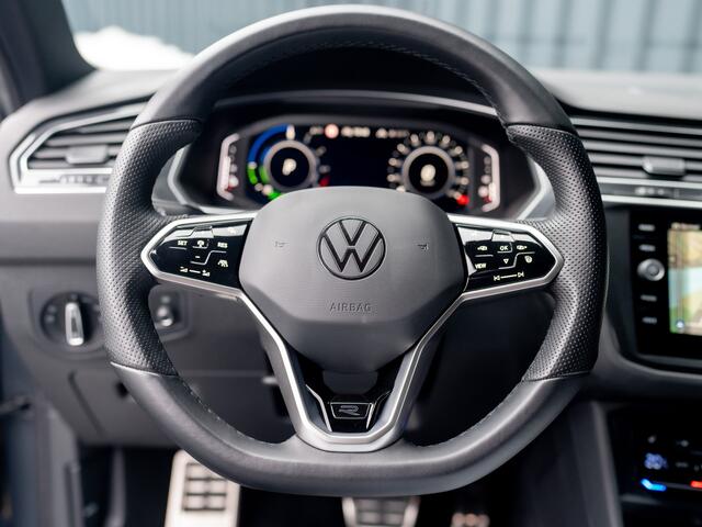 Volkswagen TIGUAN 1.4 TSI eHybrid R-Line Business+ | Head Up | Trekhaak wegkl. | 20'' | IQ Light | Side Assist | Camera | Prijs Rijklaar!!