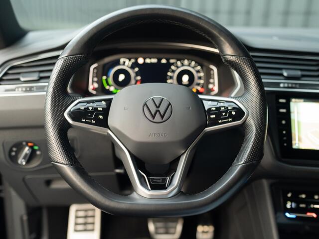Volkswagen TIGUAN 1.4 TSI eHybrid R-Line Business+ | Stoelgeheugen | Head Up | Trekhaak wegkl. | IQ Light | Camera | Keyless | Prijs Rijklaar!!