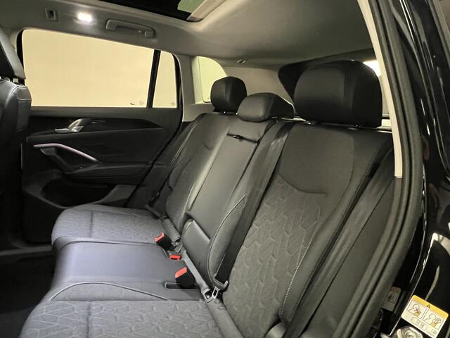 Volkswagen TIGUAN 1.5 eHybrid 204PK Edition NIEUW !!!!!!!!!! RIJKLAAR HUD / stoel en stuurverw. / panorama schuifdak / keyless start , entry / camera