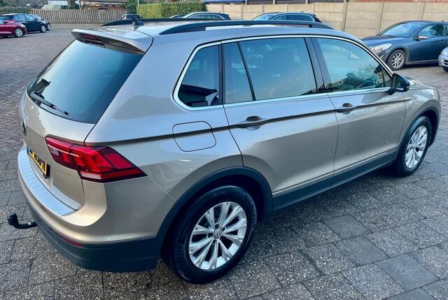 Volkswagen TIGUAN 1.5 TSI ACT TREKHAAK AUTOMAAT NL AUTO