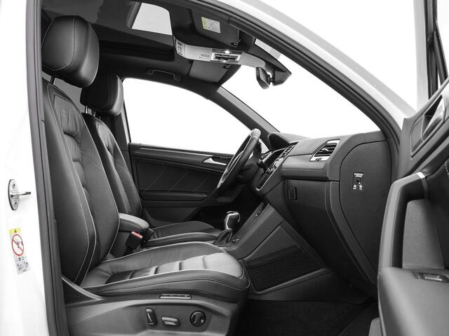 Volkswagen TIGUAN 1.5 TSI 150pk DSG R-Line Business+ · Panoramadak · Leder · Apple/Android Car Play · Elek. Achterklep · 360 Camera · Keyless · 19'' Inch ·
