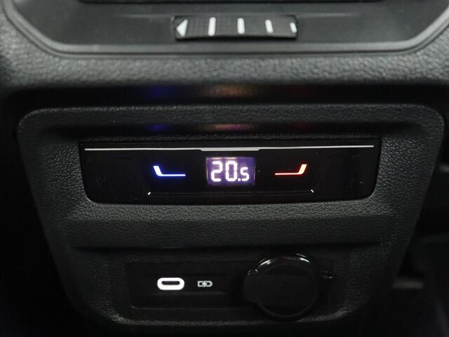 Volkswagen TIGUAN 1.4 TSI eHybrid R Line | Trekhaak | Matrix LED | Carplay | Adaptive cruise | Park Assist | Navigatie | Keyless | Virtual Cockpit | Parkeerhulp | PHEV | Plug In