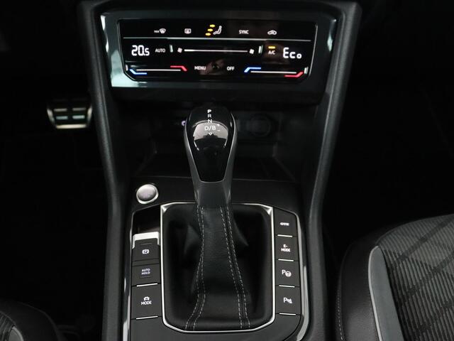 Volkswagen TIGUAN 1.4 TSI eHybrid R Line | Trekhaak | Matrix LED | Carplay | Adaptive cruise | Park Assist | Navigatie | Keyless | Virtual Cockpit | Parkeerhulp | PHEV | Plug In