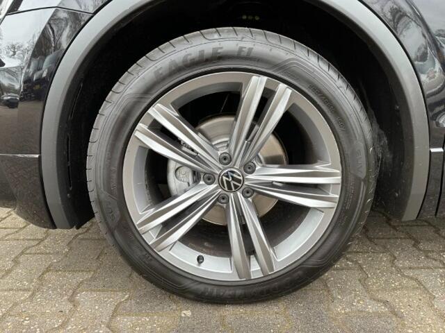 Volkswagen TIGUAN 1.5 TSI HIGHL. BUS R. TREKHAAK. ELEKTR. A.KLEP.