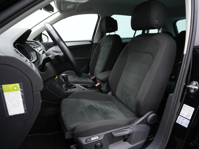 Volkswagen TIGUAN 1.5 TSI 150 pk DSG ACT Highline | Trekhaak | Stuur-/stoelverwarming | Achteruitrijcamera | Alcantara | Massage | Adaptive Cruise