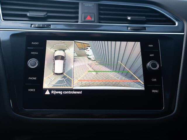 Volkswagen TIGUAN 1.4 TSI eHybrid R-Line Business+ | 360 Camera | Panodak | 20'' | Keyless | Prijs Rijklaar!!