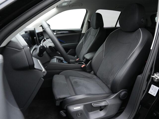 Volkswagen TIGUAN 1.5 eHybrid 204 pk DSG Elegance | Stuur-/stoelverwarming | Achteruitrijcamera | Leder/alcantara | Massage