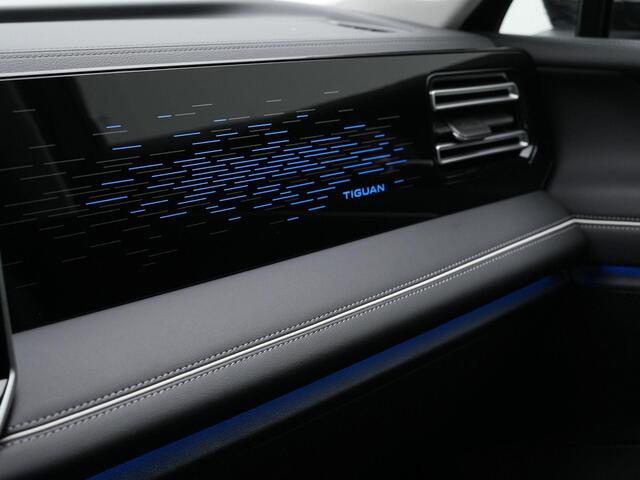 Volkswagen TIGUAN 1.5 eHybrid 204 pk DSG Elegance | Stuur-/stoelverwarming | Achteruitrijcamera | Leder/alcantara | Massage