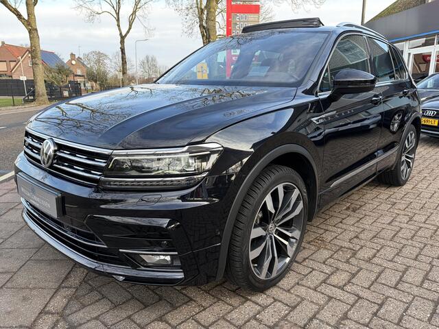 Volkswagen TIGUAN 2.0 TSI 4Motion Highline Business R Pano Trekhaak