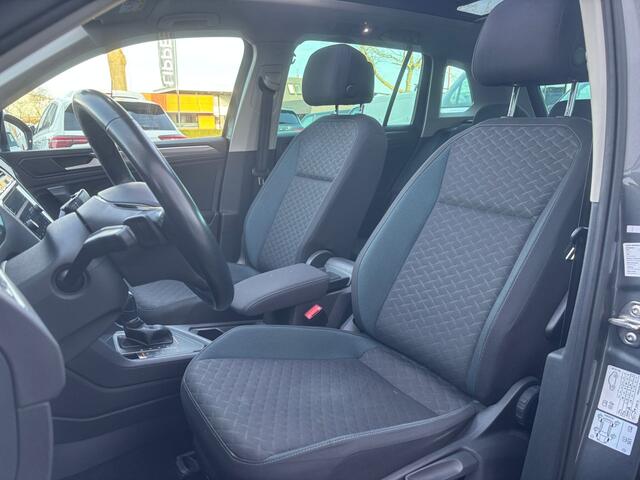Volkswagen TIGUAN 1.5 TSI ACT Highline Business R | Trekhaak | Pano | Stoelverwarming | Dodehoek Detector