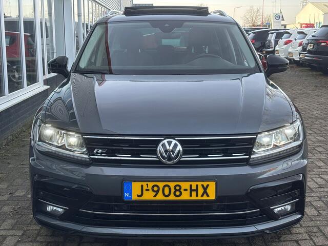 Volkswagen TIGUAN 1.5 TSI ACT Highline Business R | Trekhaak | Pano | Stoelverwarming | Dodehoek Detector