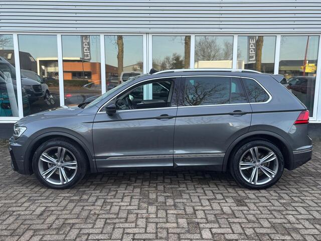 Volkswagen TIGUAN 1.5 TSI ACT Highline Business R | Trekhaak | Pano | Stoelverwarming | Dodehoek Detector