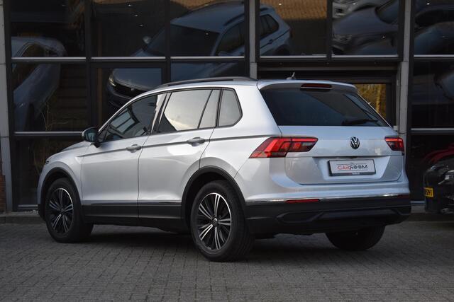 Volkswagen TIGUAN 1.5 TSI Life Business Camera ACC Keyless IQ.LIGHT